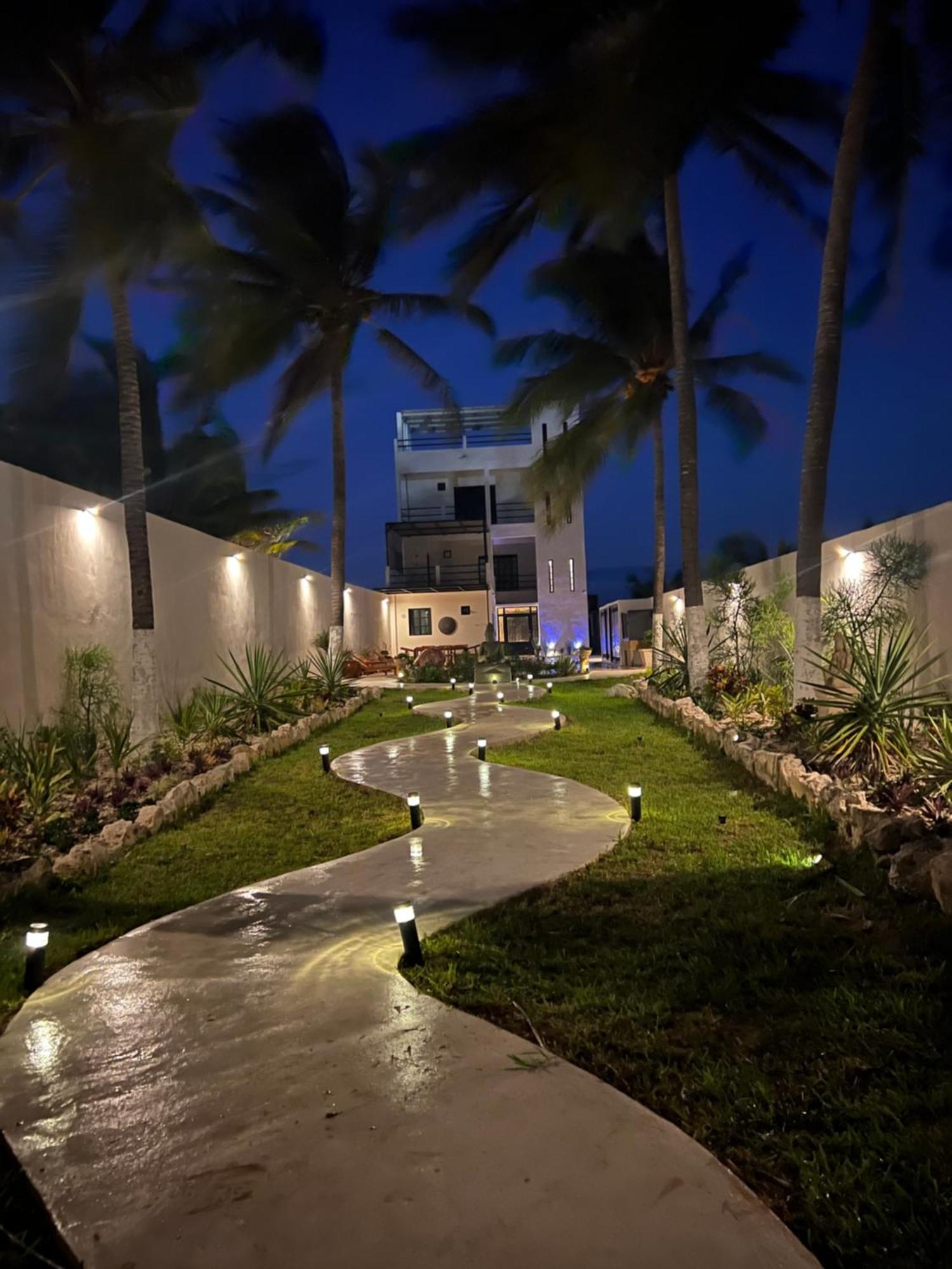 Playanet Villa Chelem Exterior photo